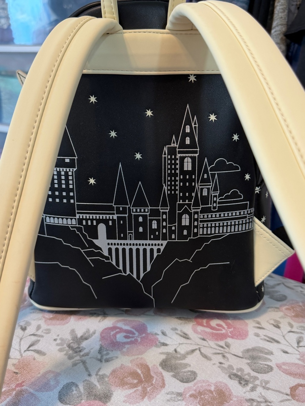 Loungefly Harry Potter Hedwig Owl Envelope Mini Backpack - Picture 7 of 11